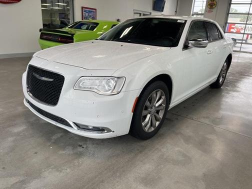 2015 Chrysler 300 Limited