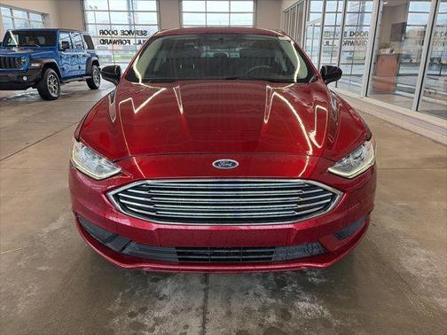 Ruby Red Metallic Tinted Clearcoat 2017 Ford Fusion SE
