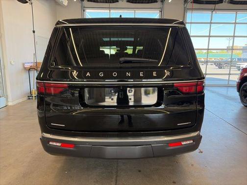 Diamond Black Crystal Pearlcoat 2022 Jeep Wagoneer Series II 4x4