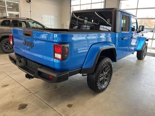 2024 Jeep Gladiator Sport S