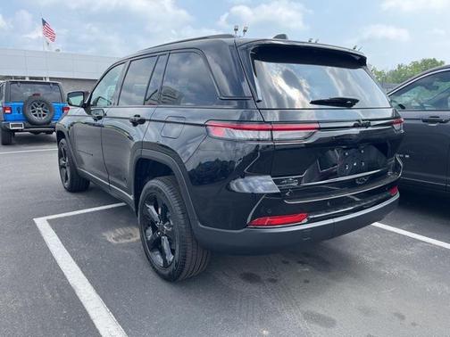 2025 Jeep Grand Cherokee Limited X