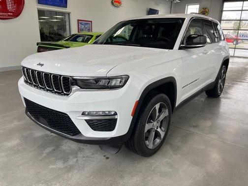 2023 Jeep Grand Cherokee Limited X