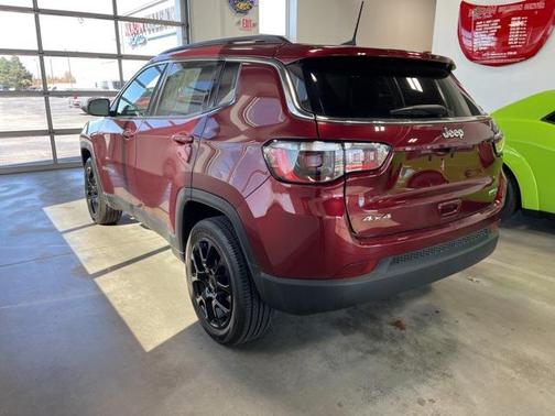 2022 Jeep Compass Latitude Lux