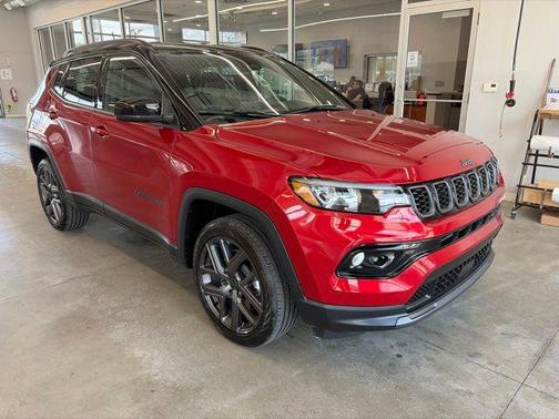 Red Hot Pearlcoat 2026 Jeep Compass Limited