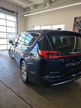 2024 Chrysler Pacifica Limited