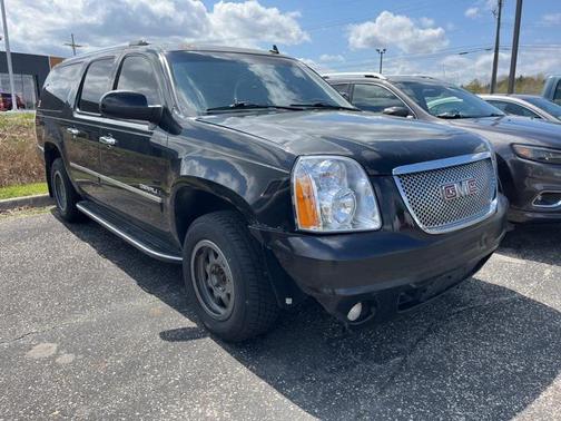 2009 GMC Yukon XL Denali