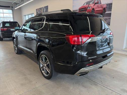 Ebony Twilight Metallic 2019 GMC Acadia Denali