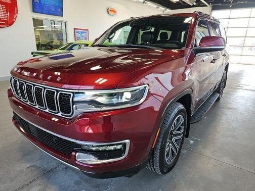 2022 Jeep Wagoneer Series III 4x4