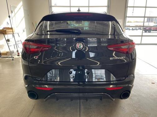 2022 Alfa Romeo Stelvio Ti