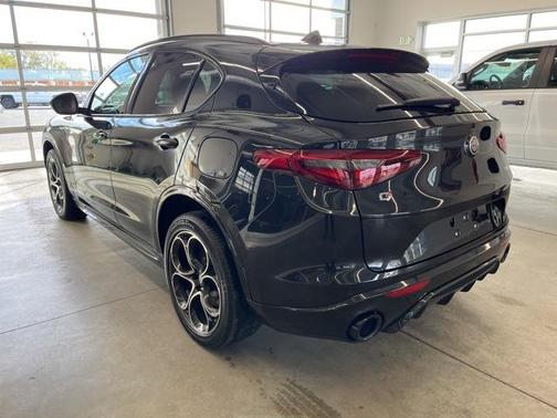 2022 Alfa Romeo Stelvio Ti