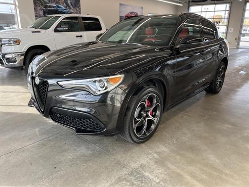 2022 Alfa Romeo Stelvio Ti
