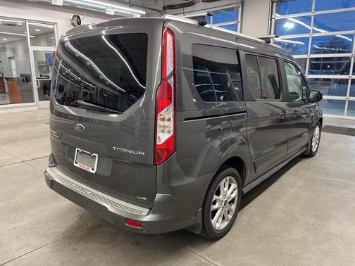 2017 Ford Transit Connect Titanium w/Rear Liftgate