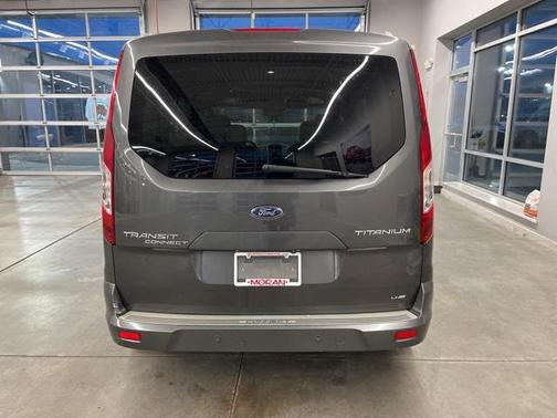 2017 Ford Transit Connect Titanium w/Rear Liftgate
