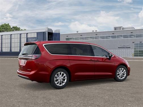 Red Hot Pearlcoat 2026 Chrysler Pacifica Limited