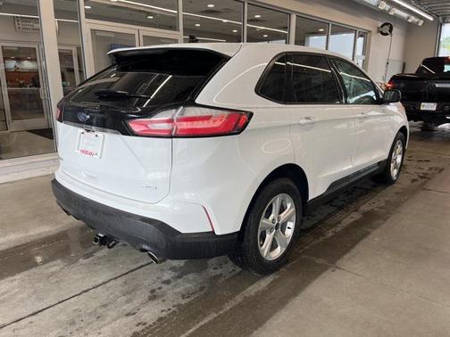 2019 Ford Edge SE