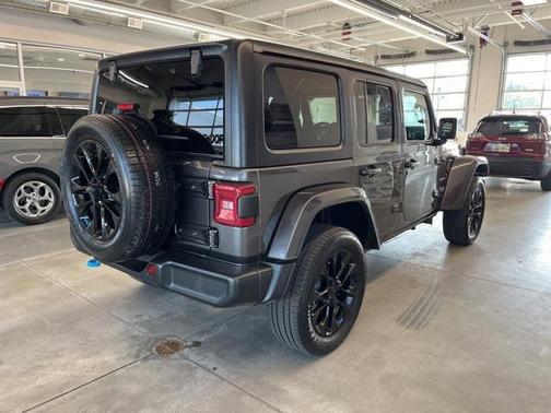 2022 Jeep Wrangler Unlimited 4xe Sahara