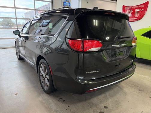 2019 Chrysler Pacifica Limited