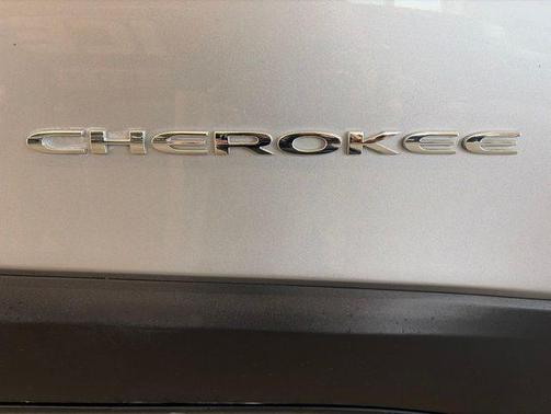 Billet Silver Metallic Clearcoat 2020 Jeep Cherokee Latitude Lux