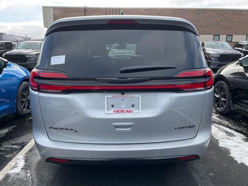 2026 Chrysler Pacifica Limited