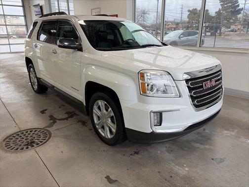 Summit White 2016 GMC Terrain SLT