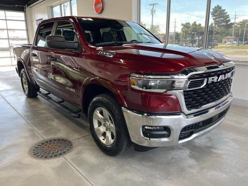2025 RAM 1500 Big Horn/Lone Star