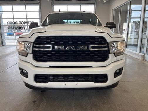2022 RAM 2500 Big Horn Crew Cab 4x4 6'4' Box