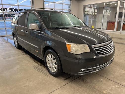 2012 Chrysler Town & Country Touring-L