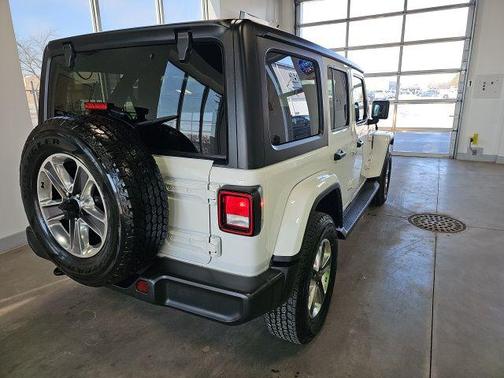 2022 Jeep Wrangler Unlimited Sahara