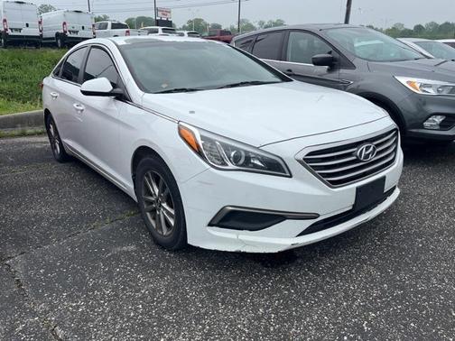 2016 Hyundai SONATA SE