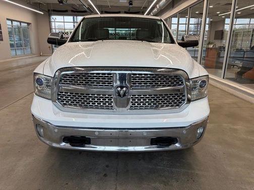 Bright White Clearcoat 2016 RAM 1500 Laramie