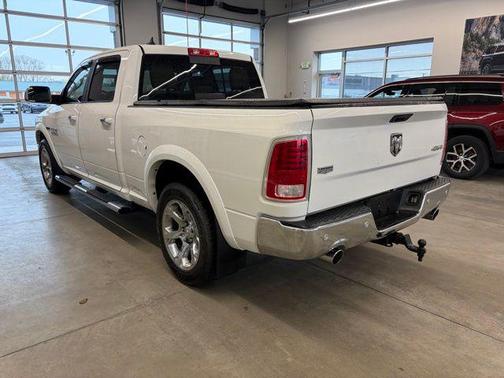Bright White Clearcoat 2016 RAM 1500 Laramie