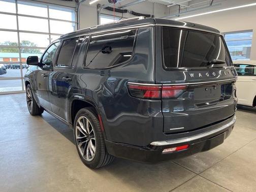 2023 Jeep Wagoneer Series III 4x4