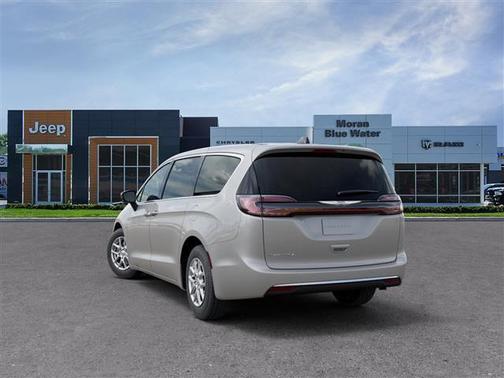 Silver Mist Clearcoat 2026 Chrysler Pacifica L