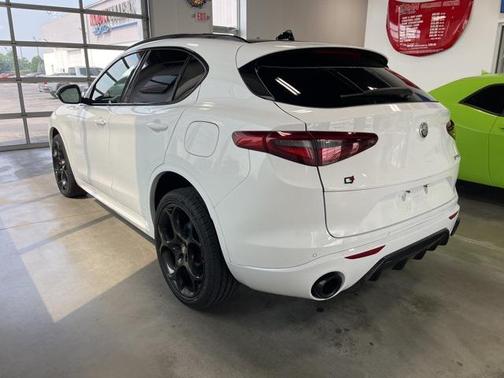2022 Alfa Romeo Stelvio Ti