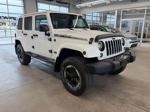 Bright White Clearcoat 2014 Jeep Wrangler Unlimited Polar Edition