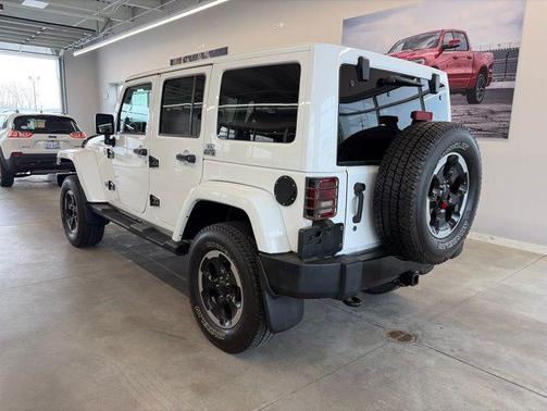 Bright White Clearcoat 2014 Jeep Wrangler Unlimited Polar Edition
