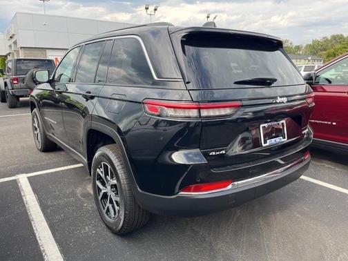 2025 Jeep Grand Cherokee Limited X