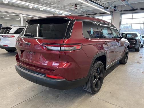 2023 Jeep Grand Cherokee L Altitude