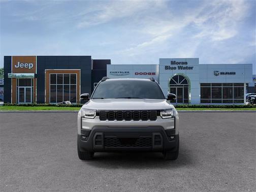 Silver Zynith Clearcoat 2026 Jeep Cherokee Overland