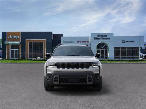 silver zynith clearcoat 2026 Jeep Cherokee Overland