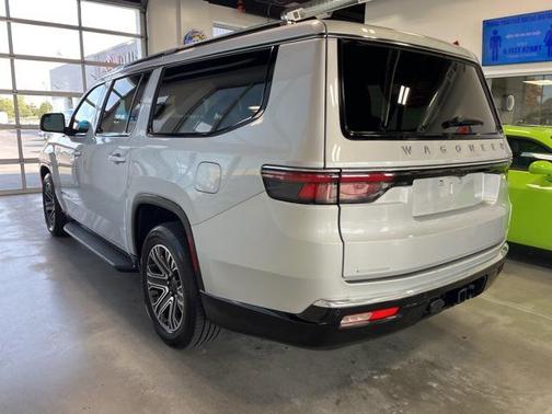 2023 Jeep Wagoneer L Series II 4x4