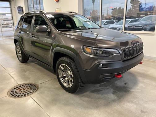 2020 Jeep Cherokee Trailhawk