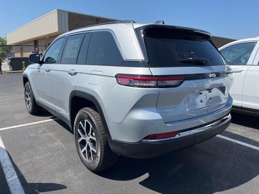 2025 Jeep Grand Cherokee Limited X