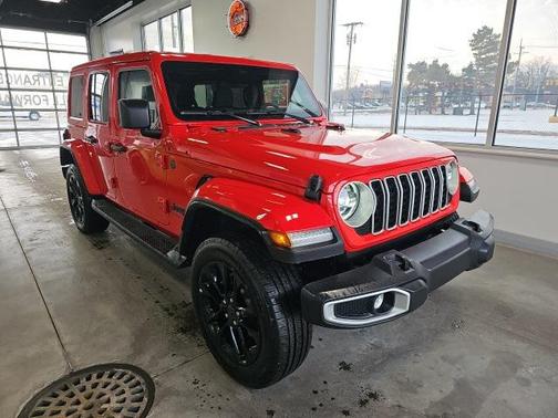 2025 Jeep Wrangler 4xe Sahara