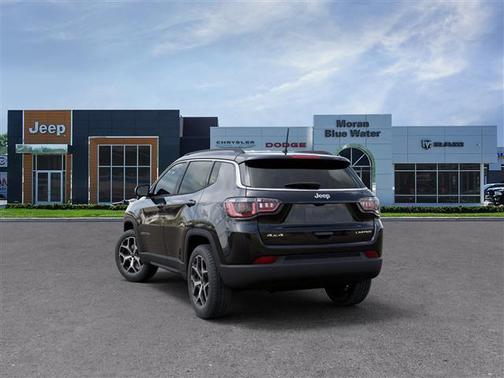 Diamond Black Crystal Pearlcoat 2026 Jeep Compass Limited