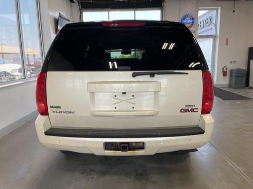 2011 GMC Yukon SLT
