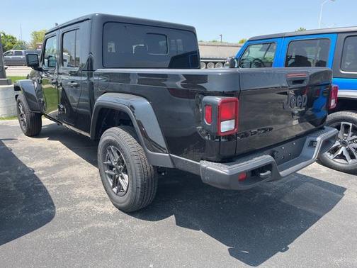 2025 Jeep Gladiator Sport S