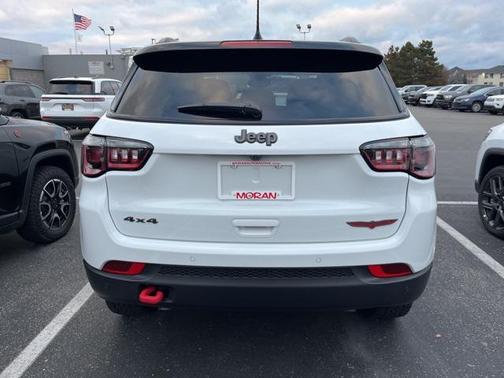 2026 Jeep Compass Trailhawk