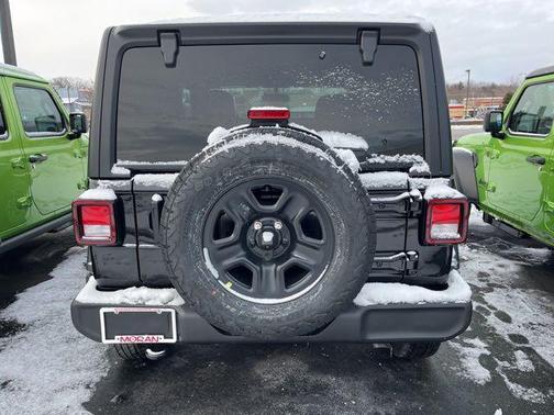Black Clearcoat 2026 Jeep Wrangler Sport