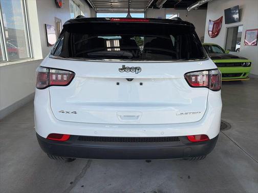 Bright White Clearcoat 2024 Jeep Compass Limited